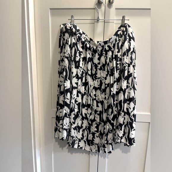 J Crew Pleated Midi Skirt - Picture 2 of 10